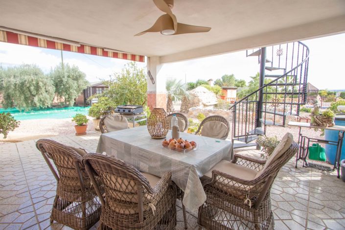 Image No.29-4 Bed Country Property for sale