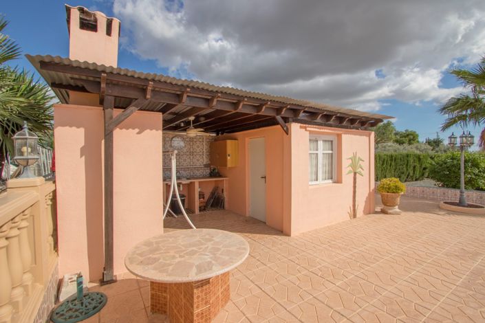 Image No.35-4 Bed Country Property for sale