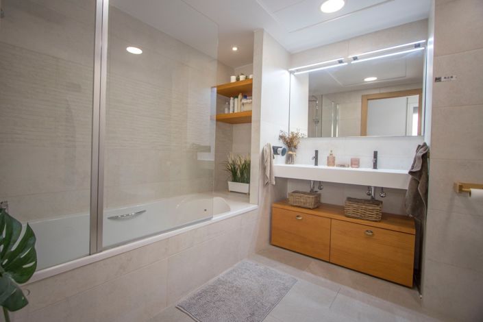 Image No.32-4 Bed Apartment for sale