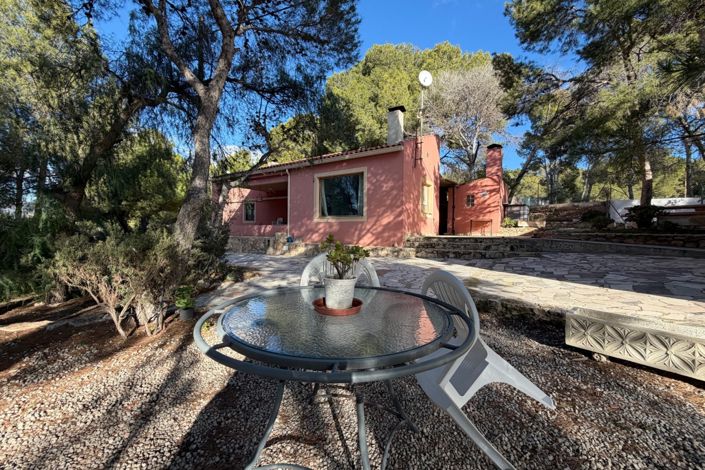 Image No.28-3 Bed Country Property for sale