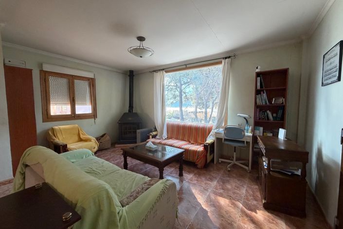 Image No.8-3 Bed Country Property for sale