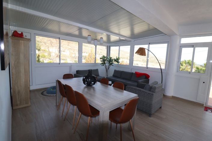 Image No.27-4 Bed Country Property for sale