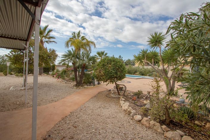 Image No.18-7 Bed Country Property for sale