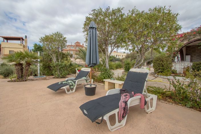 Image No.19-7 Bed Country Property for sale