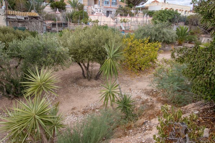 Image No.20-7 Bed Country Property for sale