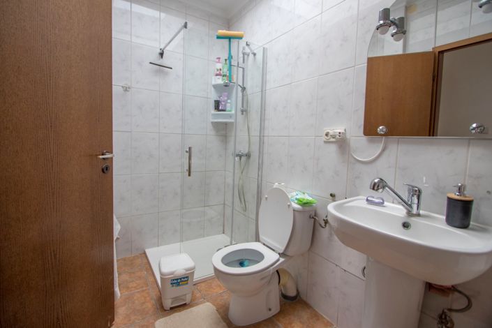 Image No.37-7 Bed Country Property for sale