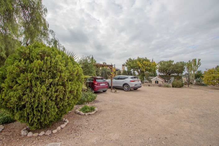 Image No.4-4 Bed Country Property for sale