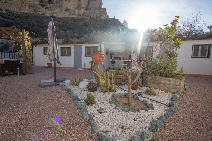 Image No.32-5 Bed Country Property for sale