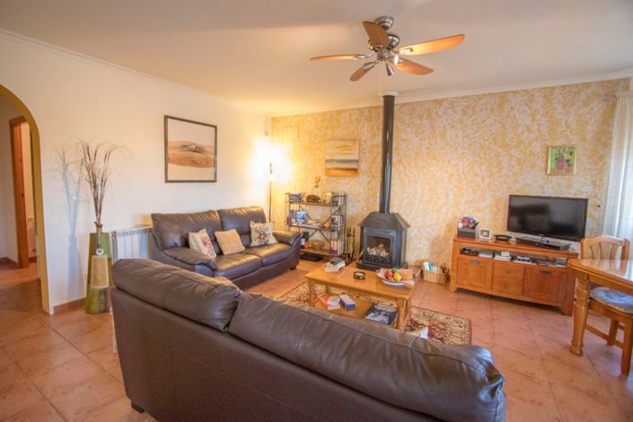 Image No.30-2 Bed Country Property for sale