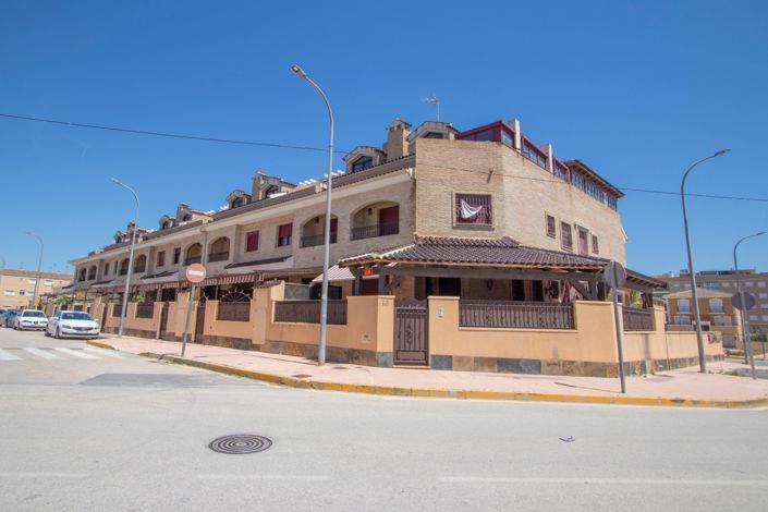 Image No.3-Maison de ville de 4 chambres à vendre à Albatera