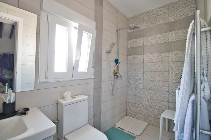 Image No.21-5 Bed Country Property for sale