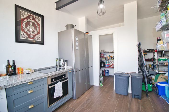 Image No.25-5 Bed Country Property for sale