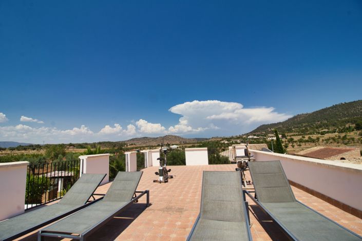 Image No.47-5 Bed Country Property for sale