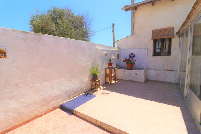 Image No.30-3 Bed Country Property for sale