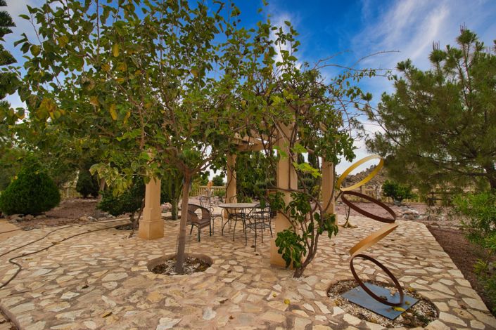 Image No.32-5 Bed Country Property for sale