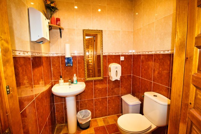 Image No.21-5 Bed Country Property for sale