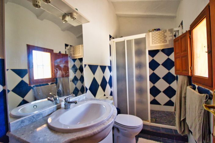 Image No.35-5 Bed Country Property for sale