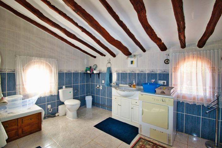 Image No.41-5 Bed Country Property for sale