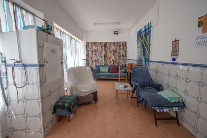 Image No.17-3 Bed Country Property for sale