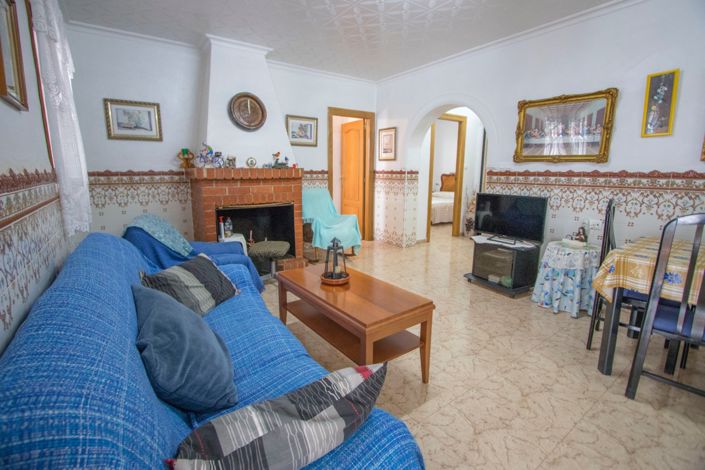 Image No.19-3 Bed Country Property for sale