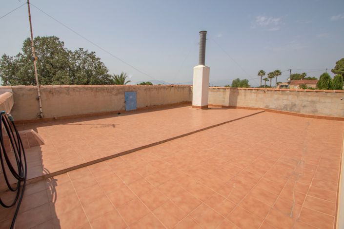 Image No.9-3 Bed Country Property for sale