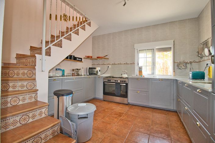 Image No.11-5 Bed Country Property for sale