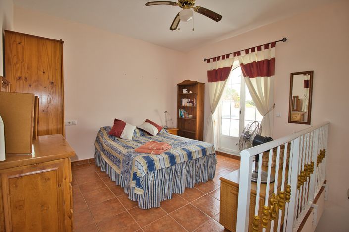 Image No.20-5 Bed Country Property for sale