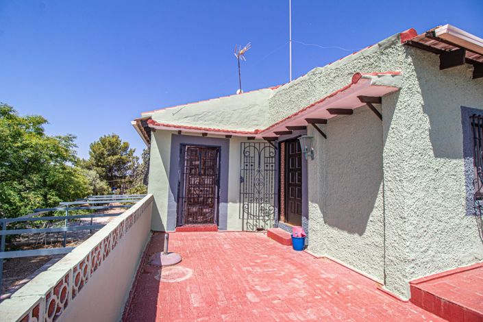 Image No.24-6 Bed Country Property for sale