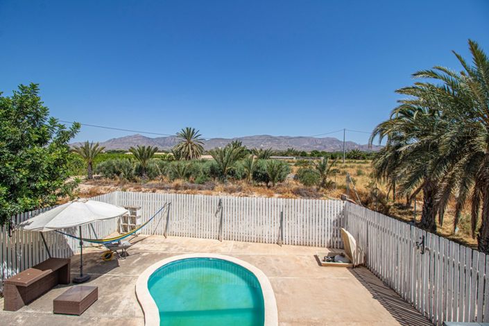 Image No.4-6 Bed Country Property for sale