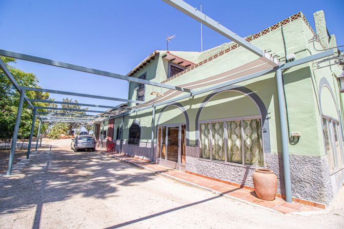 Image No.5-6 Bed Country Property for sale