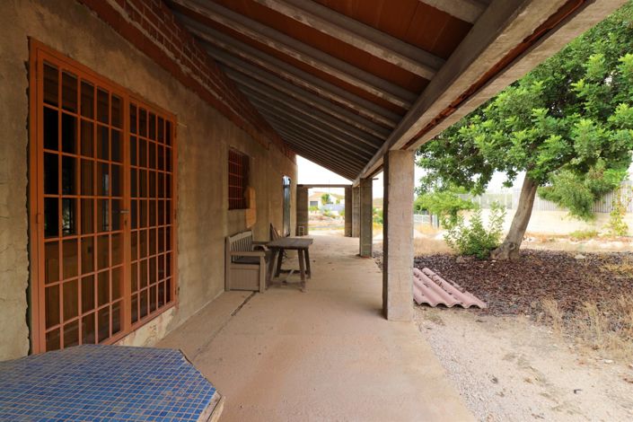 Image No.8-4 Bed Country Property for sale