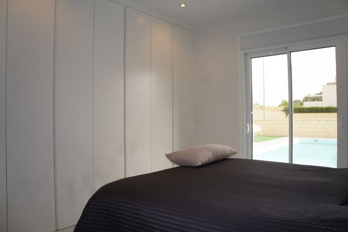 Image No.26-3 Bed Country Property for sale