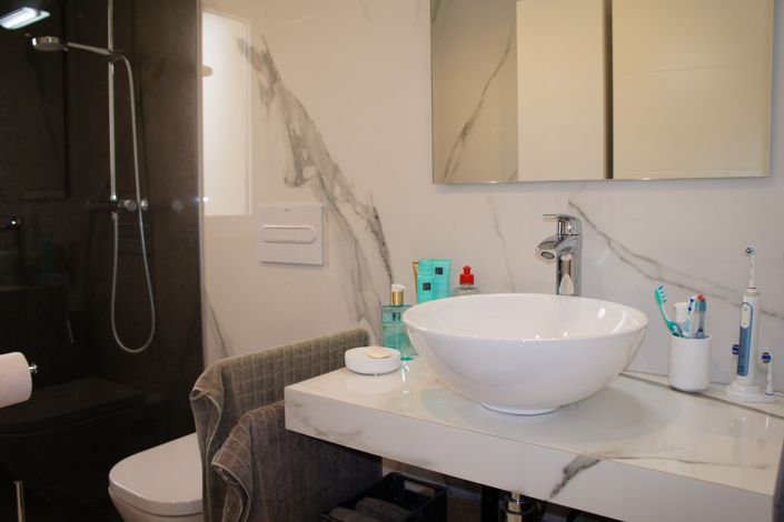 Image No.29-3 Bed Country Property for sale