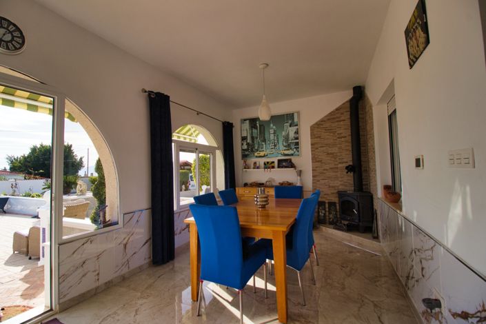 Image No.13-3 Bed Country Property for sale