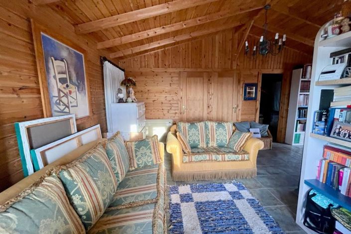 Image No.15-4 Bed Country Property for sale