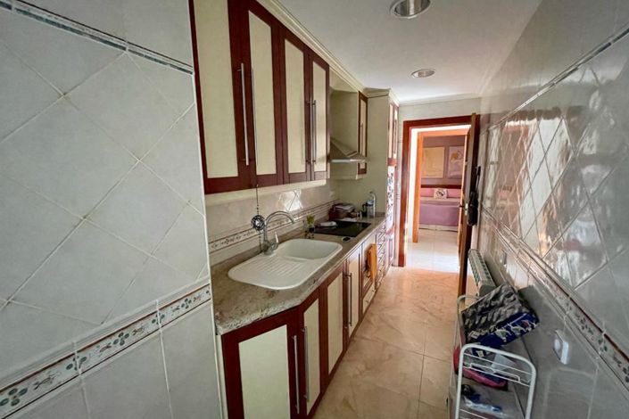 Image No.28-4 Bed Country Property for sale