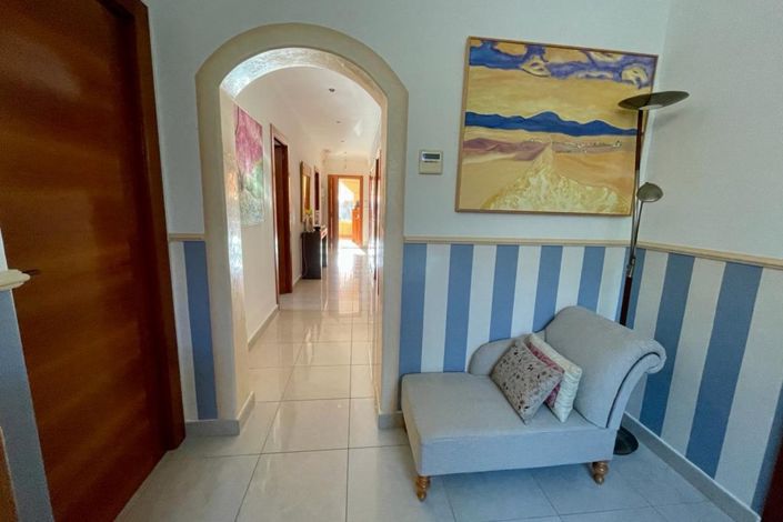 Image No.33-4 Bed Country Property for sale