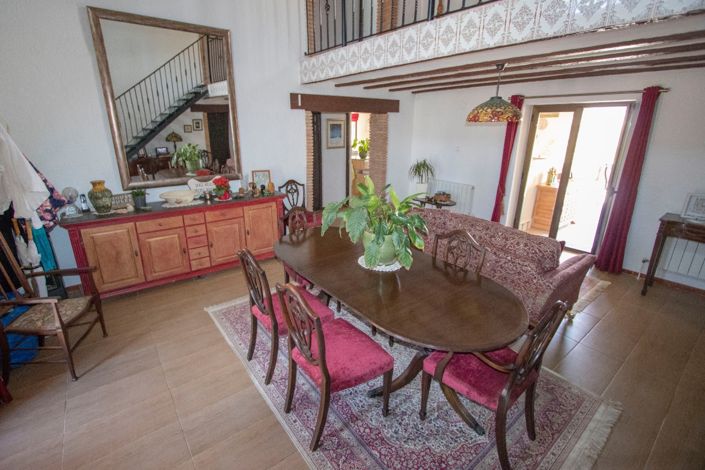 Image No.30-7 Bed Country Property for sale