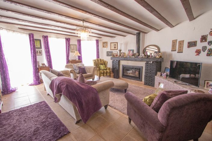 Image No.49-7 Bed Country Property for sale