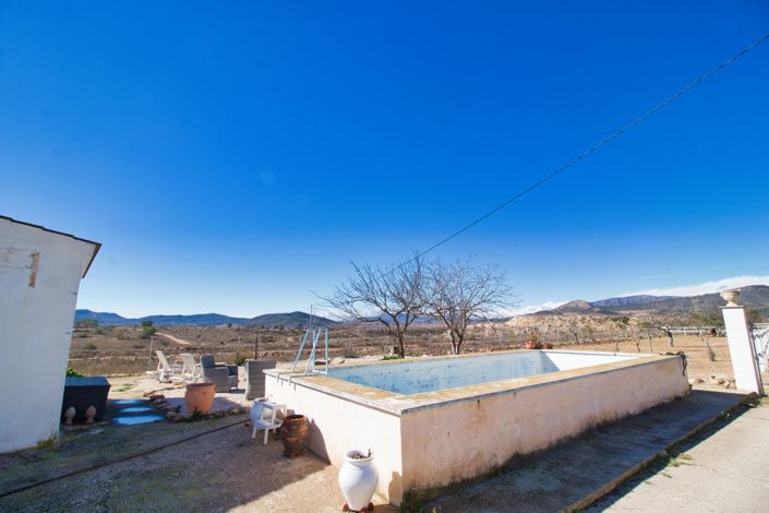 Image No.5-2 Bed House for sale