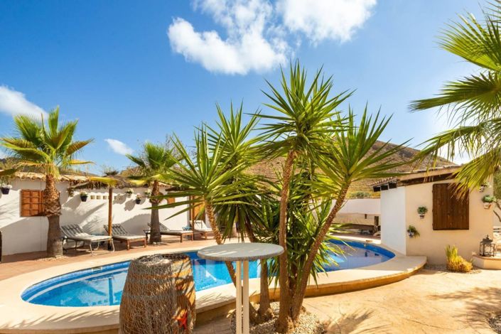 Image No.3-6 Bed Country Property for sale