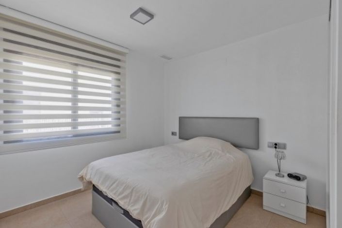 Image No.29-3 Bed Property for sale