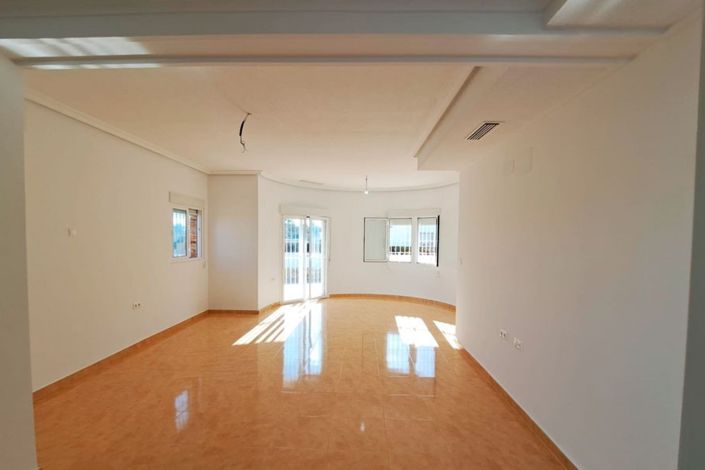 Image No.5-3 Bed Country Property for sale