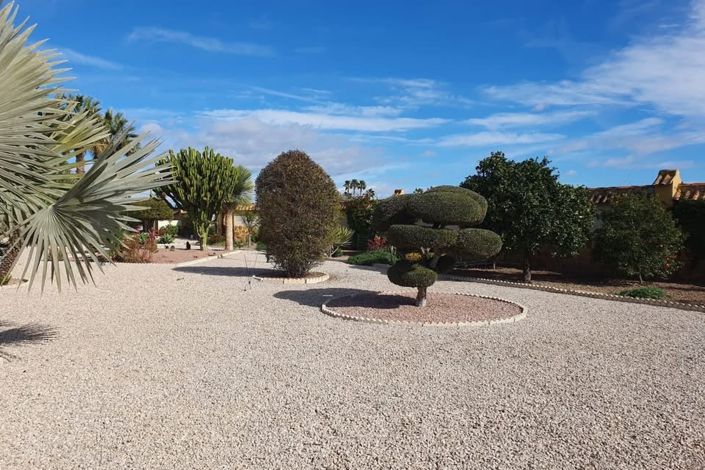 Image No.12-4 Bed Country Property for sale