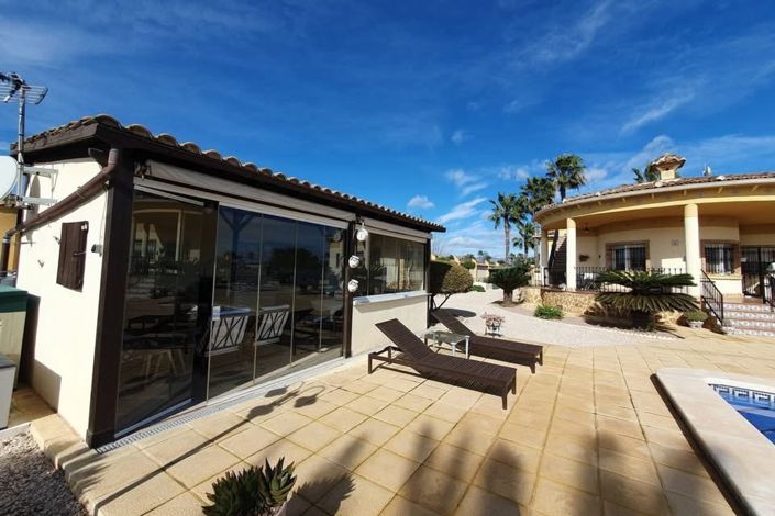 Image No.25-4 Bed Country Property for sale