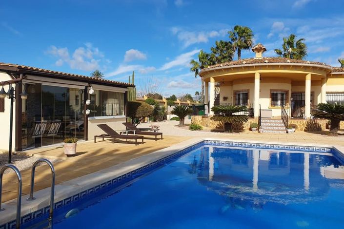 Image No.3-4 Bed Country Property for sale