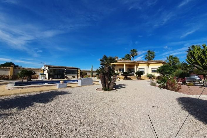 Image No.15-4 Bed Country Property for sale