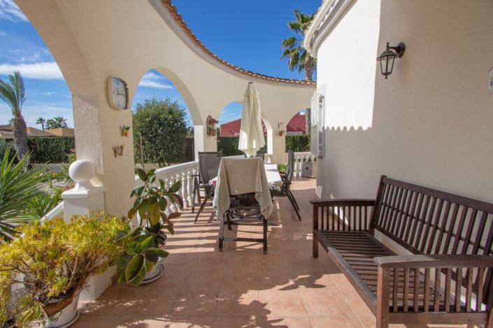 Image No.12-3 Bed Country Property for sale