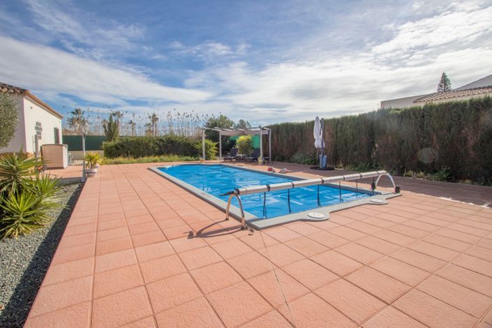 Image No.33-3 Bed Country Property for sale