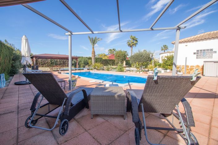 Image No.4-3 Bed Country Property for sale